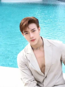 เบ๊บ อิทธิพร 01