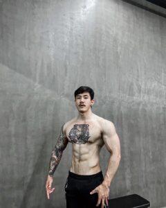 ธัน ธนารัตน์ 13