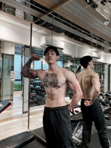 ธัน ธนารัตน์ 20
