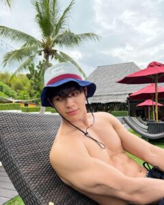 จอส เวอาห์ 12